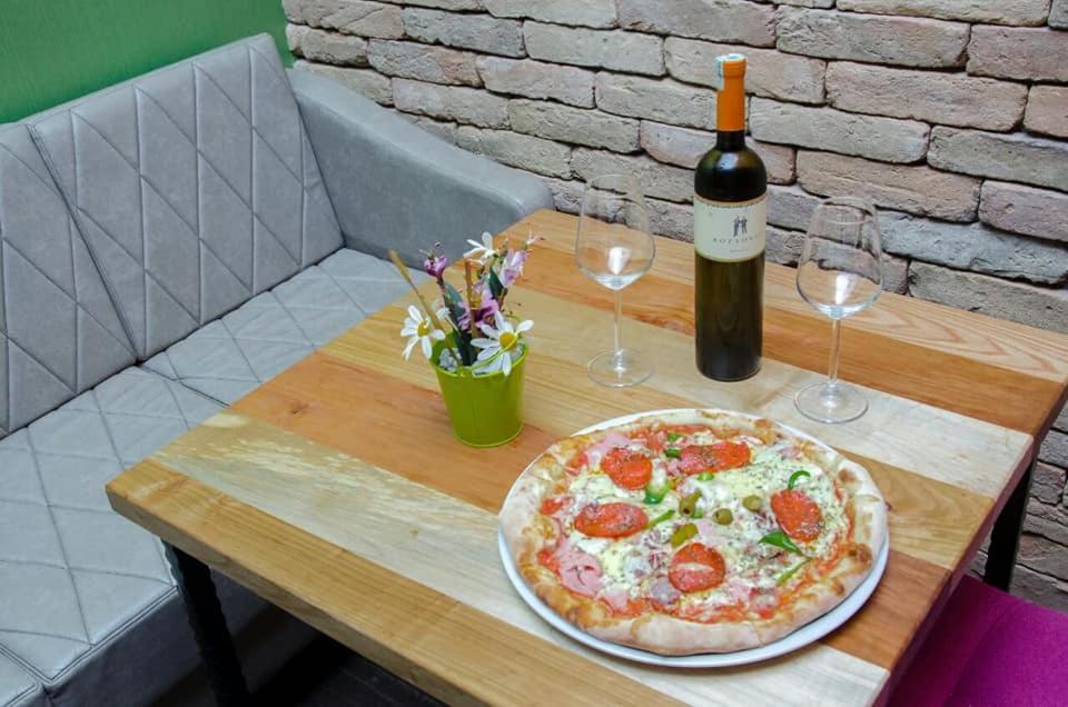Apartamento Padrino Bp Bosanski Novi